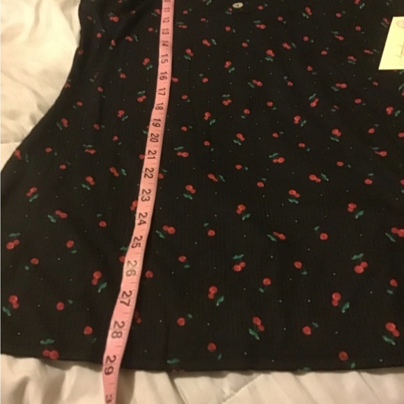 Lovely Bubbly 2X plus size black cherry tank top with scrunchie NWT - Picture 6 of 9